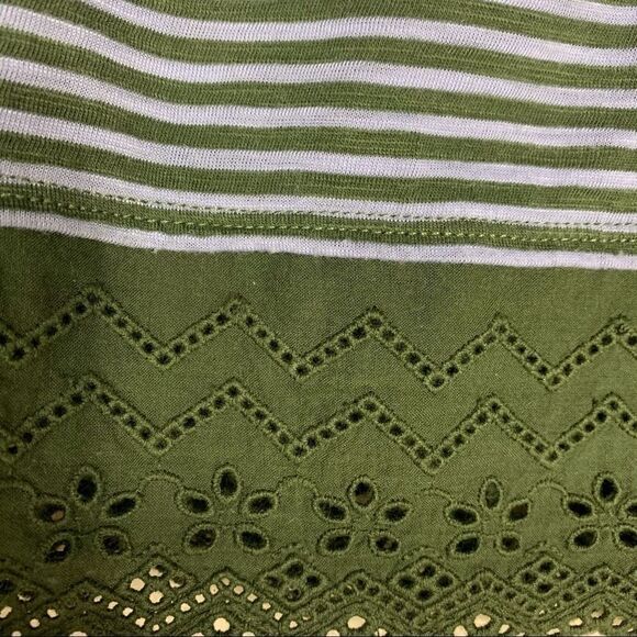 Anthropologie Little Yellow Button Mix Pattern Top - Picture 4 of 9